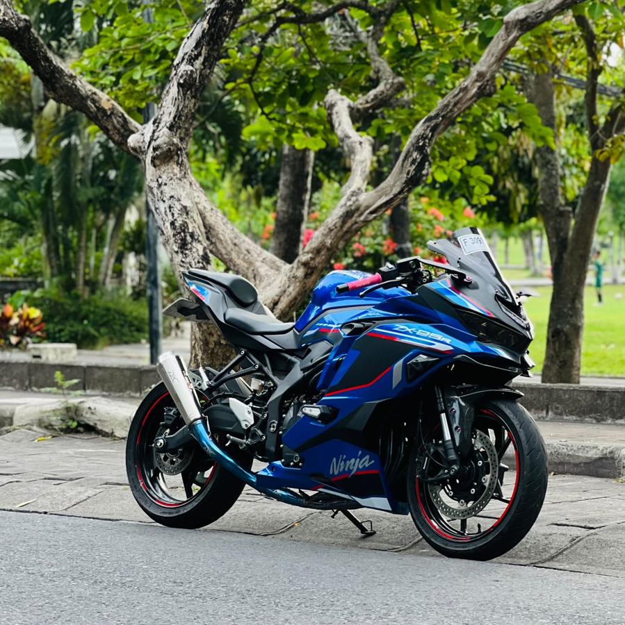 Rent a Bike KAWASAKI NINJA ZX25R - BLUE in Bali | BikeHouse