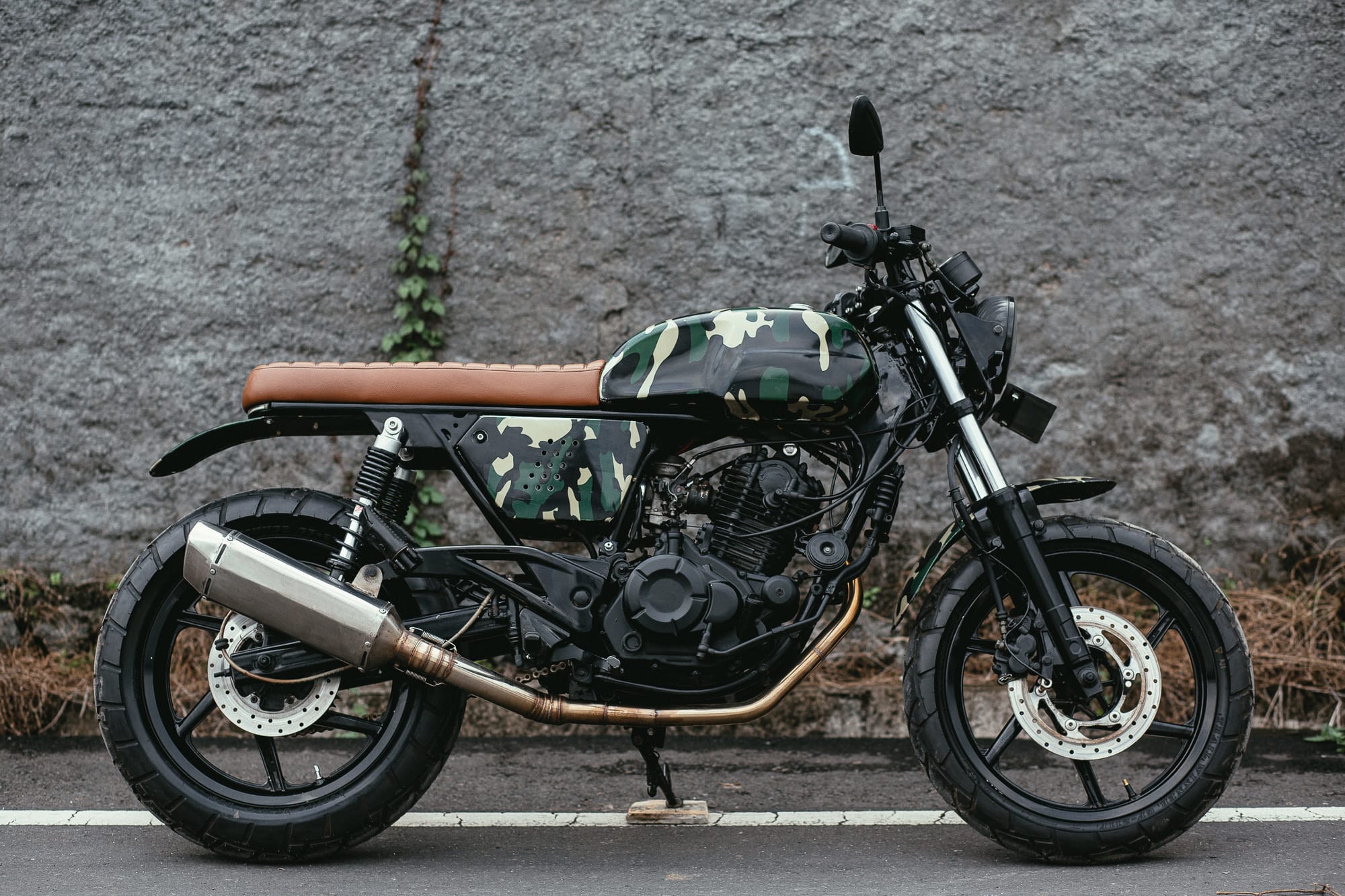 Pulsar Custom Rent a Bike Custom Bajaj Pulsar Army in Bali | BikeHouse