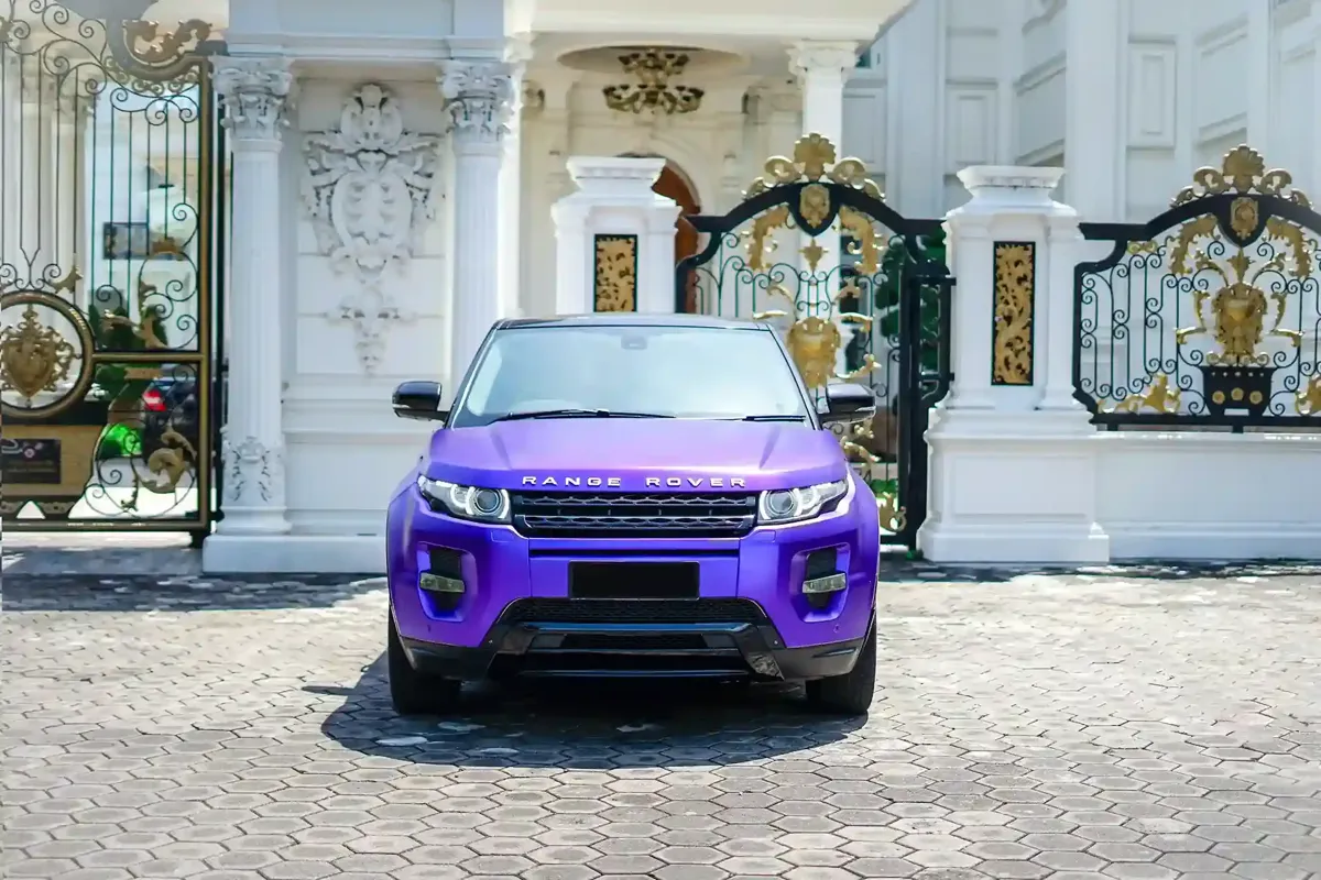 Purple Wing Rover Rent a Car RANGE ROVER EVOQUE PURPLE 2013 IN BALI in Bali | BikeHouse